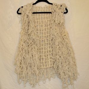 Blu Pepper by Anthro White Feathery Shag Boho Vest